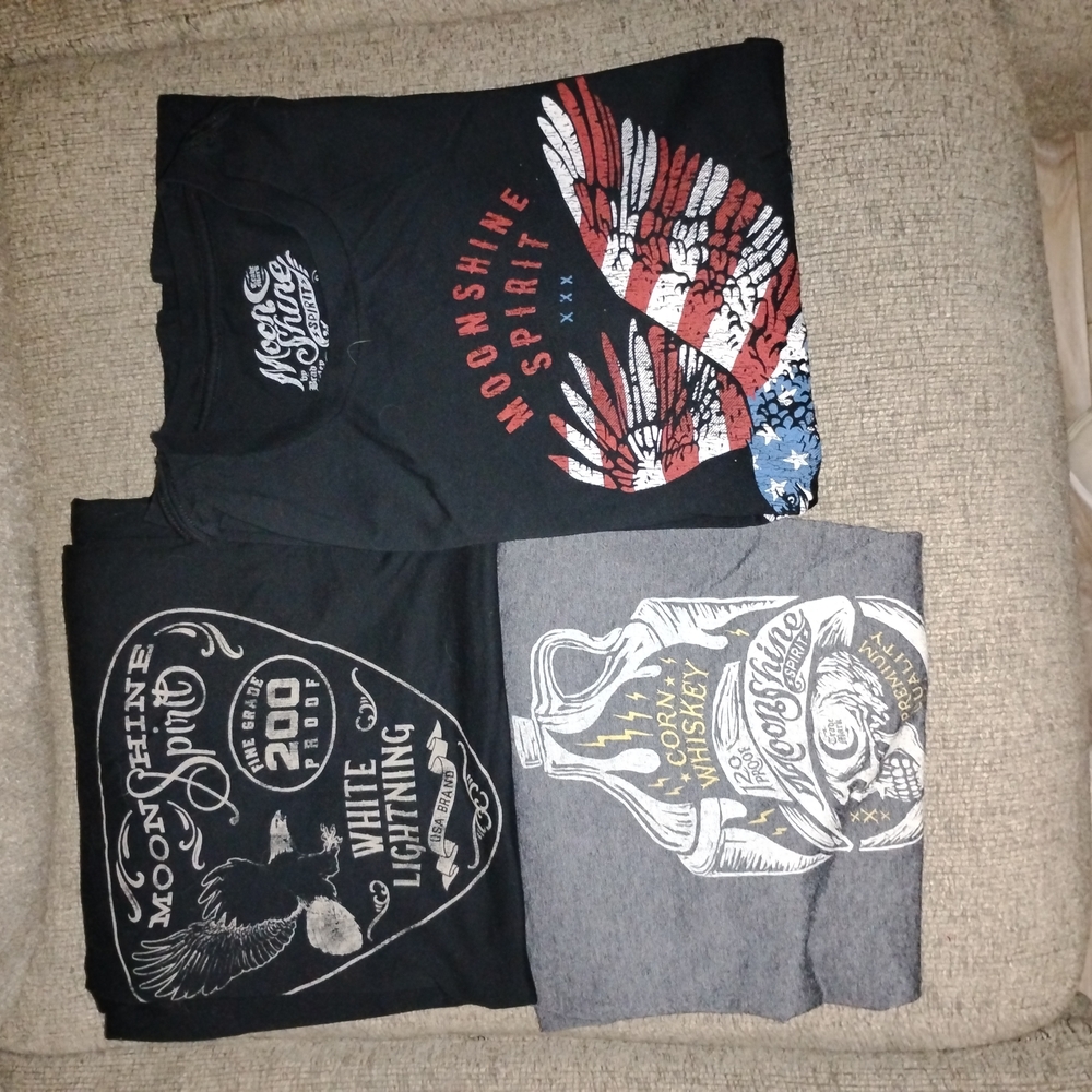 Men's Moonshine Graphic T-Shirts - Picture 8 of 8